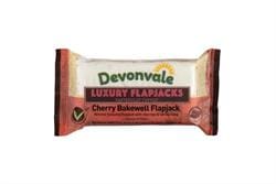 Cherry Bakewell Flapjack 95g
